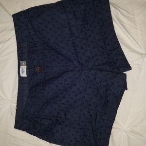 Old Navy chino style shorts